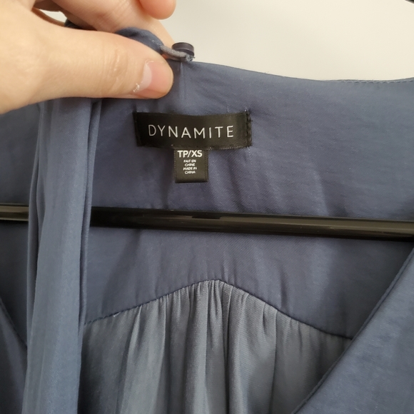 EUC Dynamite Flowy Blouse With Removable Bow Tie - Picture 4 of 6